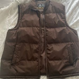 3XL brown puffer vest